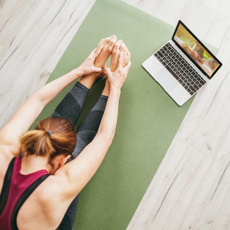 Campagne sport entrainement tapis yoga mac